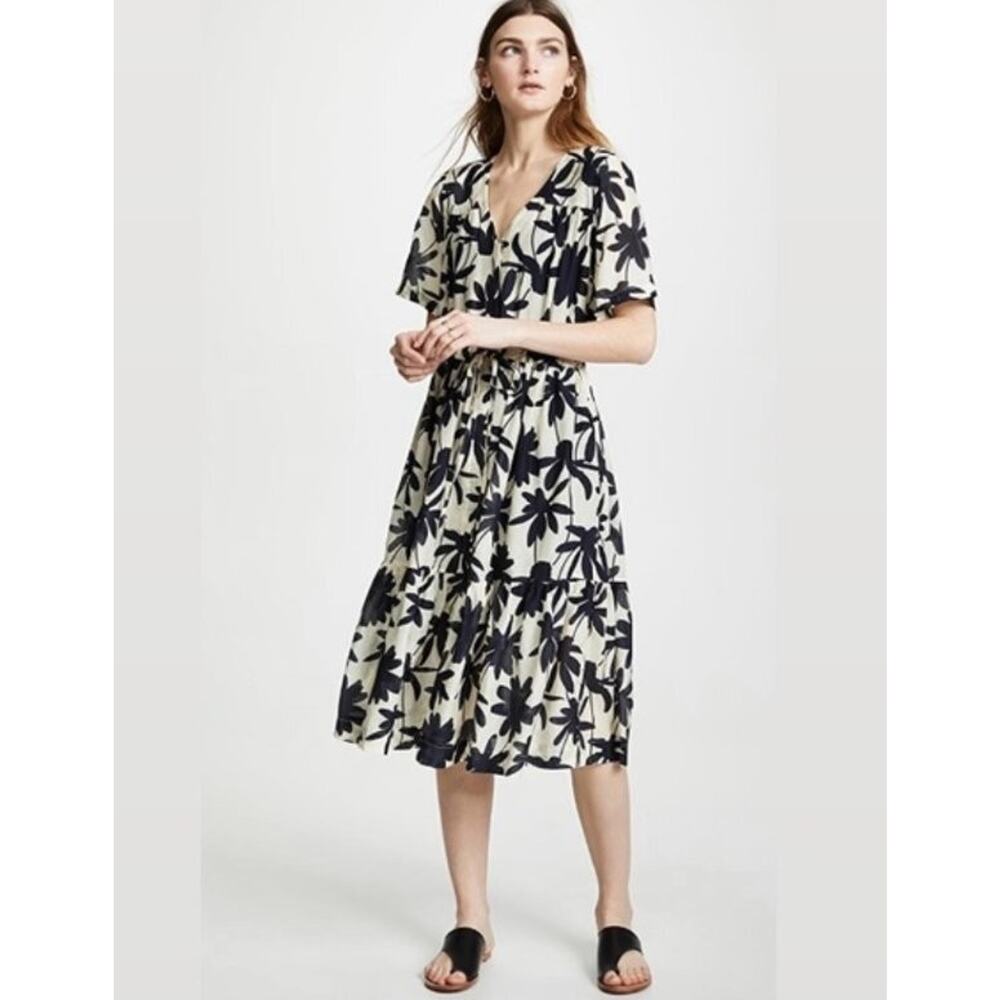 TROVATA Birds of Paradis Sz M Medium Willow Ruffle Hem Dress Navy Print